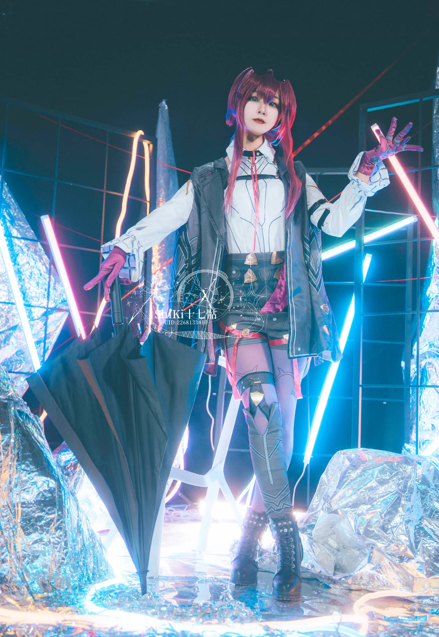 《崩坏：星穹铁道》卡芙卡cosplay-萌图百科