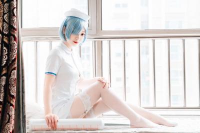 蕾姆护士cosplay-萌图百科