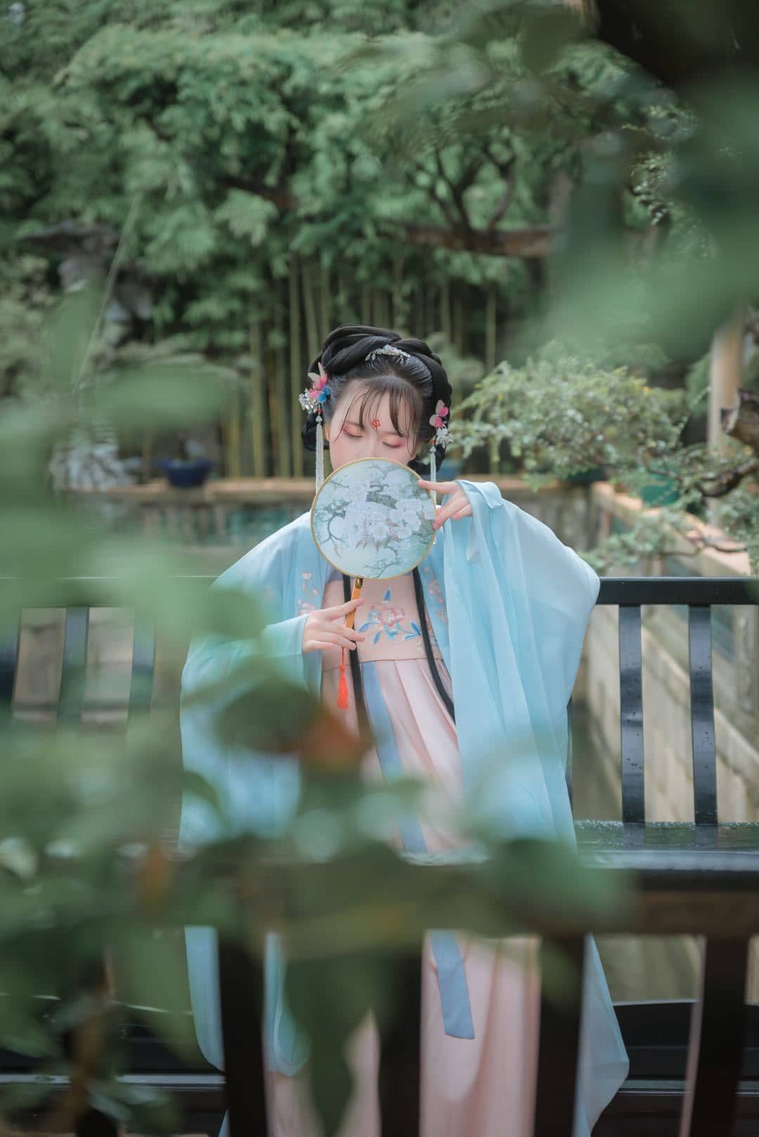 汉尚华莲月痕汉服-萌图百科