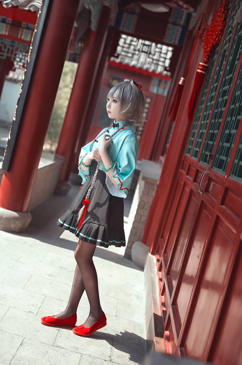 TYA事务所 奀狐作品 洛天依三月雨cosplay-萌图百科