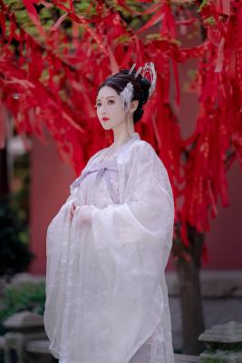 汉服私影，春日寻游季-萌图百科