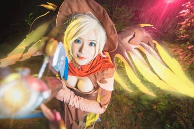守望先锋万圣节天使Cosplay-萌图百科