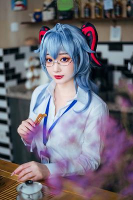 《原神》甘雨cosplay-萌图百科