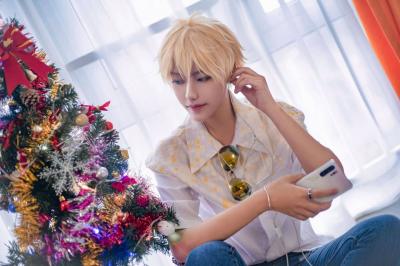 恋与制作人周棋洛Cosplay-萌图百科