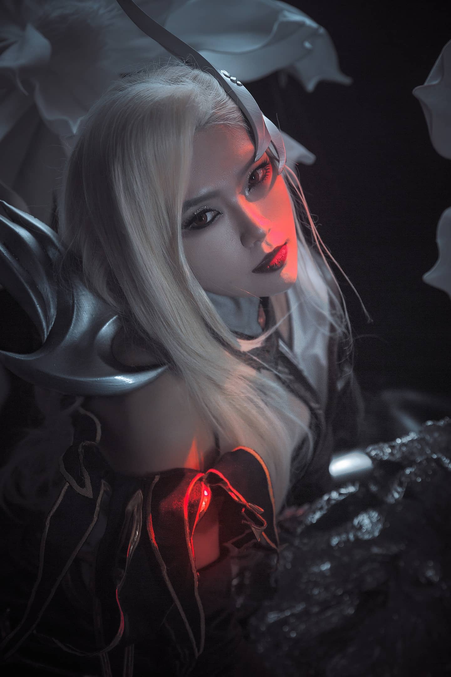 英雄联盟·至尊魔女莫甘娜Cosplay-萌图百科