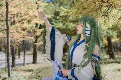 《东方Project》东风谷早苗cosplay-萌图百科
