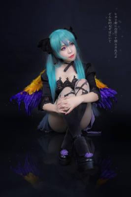 消灭都市手游联动初音未来cosplay-萌图百科