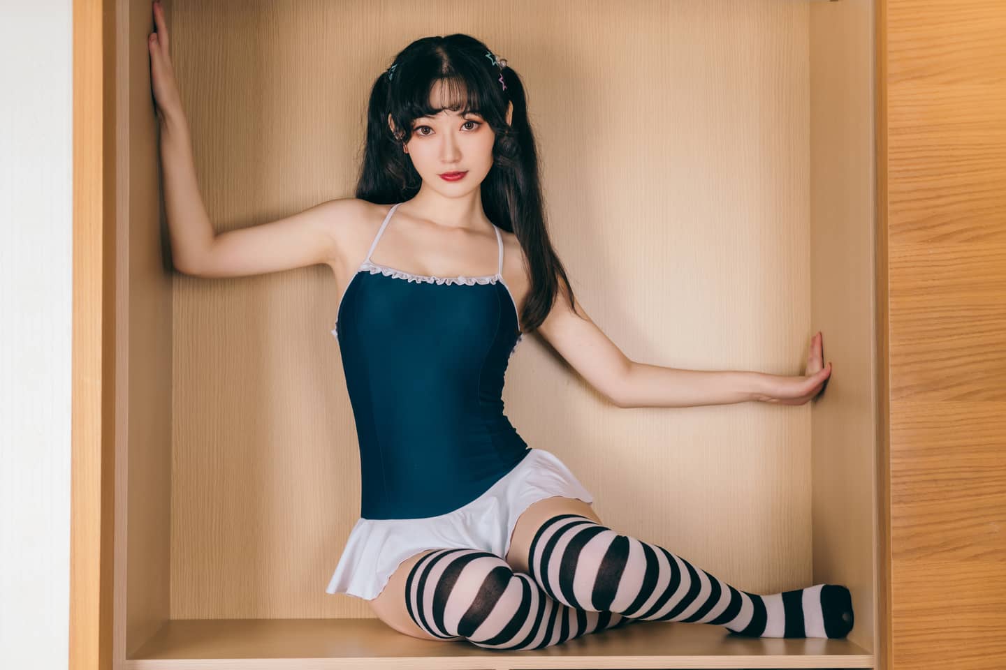少女私影，泳装写真-萌图百科