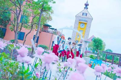 月歌Cosplay白组全员-萌图百科