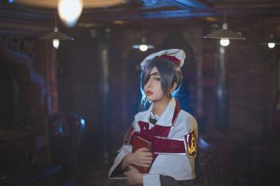 黑执事 夏尔cosplay，如果舍弃憎恨，那天以来的我就不复存在了-萌图百科