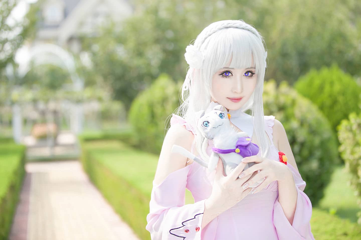 Re:从零开始的异世界生活 艾米莉娅cosplay-萌图百科