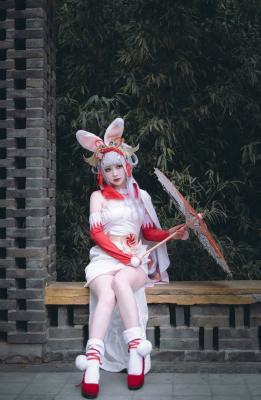 《王者荣耀》公孙离祈雪灵祝cosplay-萌图百科