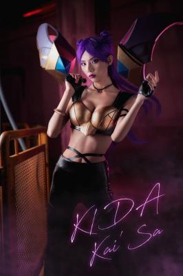 英雄联盟卡莎cosplay-萌图百科