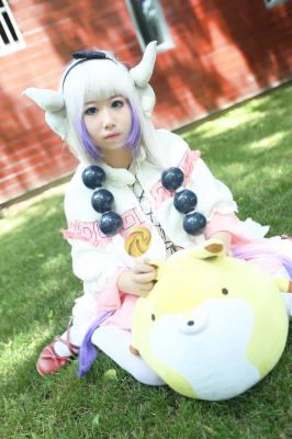 康娜给你吃棒棒糖喵 cosplay-萌图百科