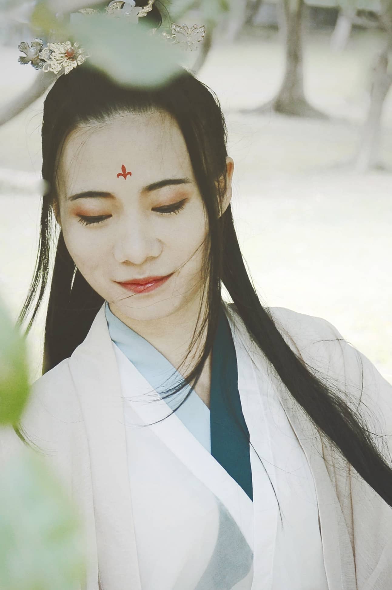 汉服皇天-萌图百科
