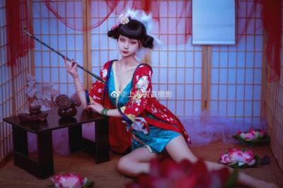 《白蛇：缘起》宝青坊坊主cosplay-萌图百科