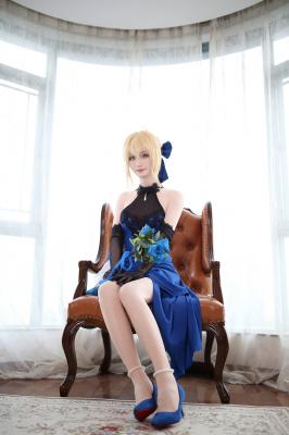 Fate/EXTELLA 阿尔托莉娅 蓝礼服 Cosplay-萌图百科
