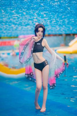 鬼灭同人泳装-蝴蝶忍cosplay-萌图百科