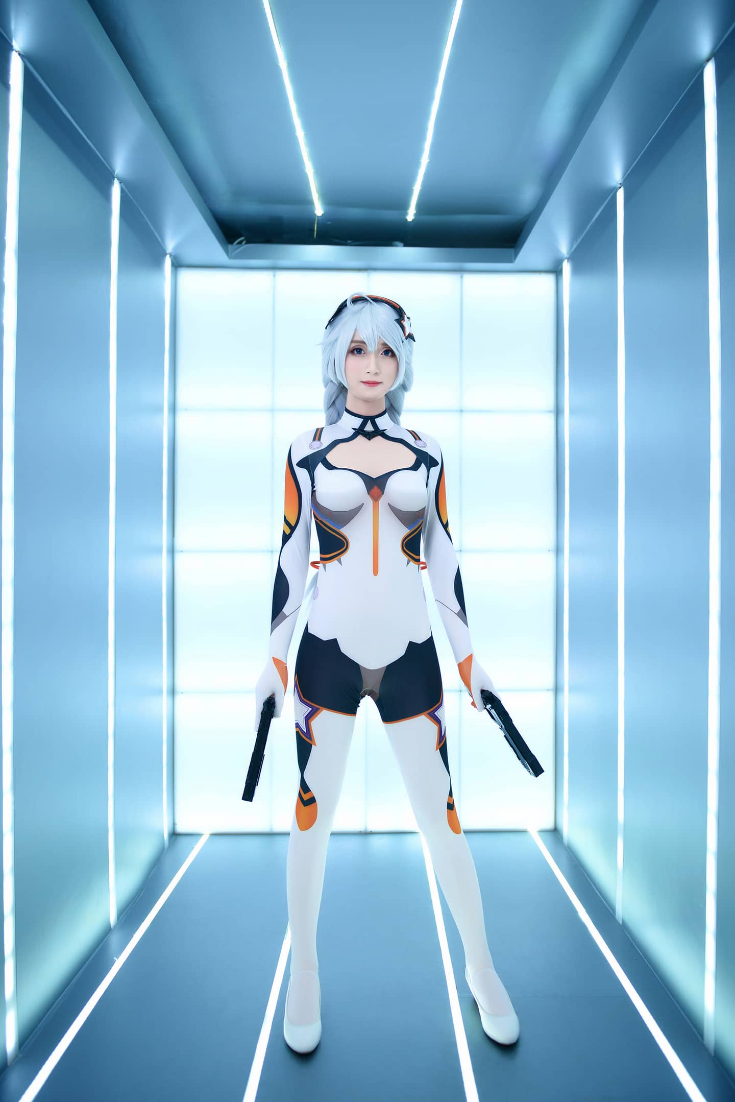 崩坏3 琪亚娜 白练 Cosplay-萌图百科