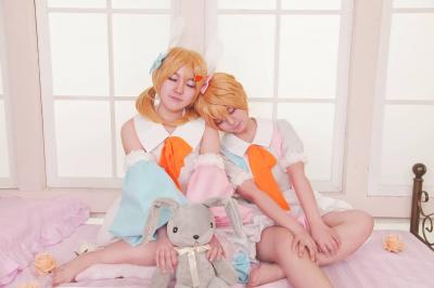 镜音双子cosplay 迷失的森林与兔子-萌图百科