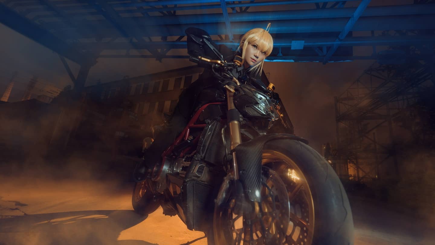 Fate/Zero——黑西装saber cosplay-萌图百科