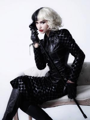 黑白魔女库伊拉cosplay-萌图百科