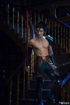 fate迪卢木多cosplay-萌图百科