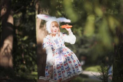 lolita私影，大白兔-萌图百科