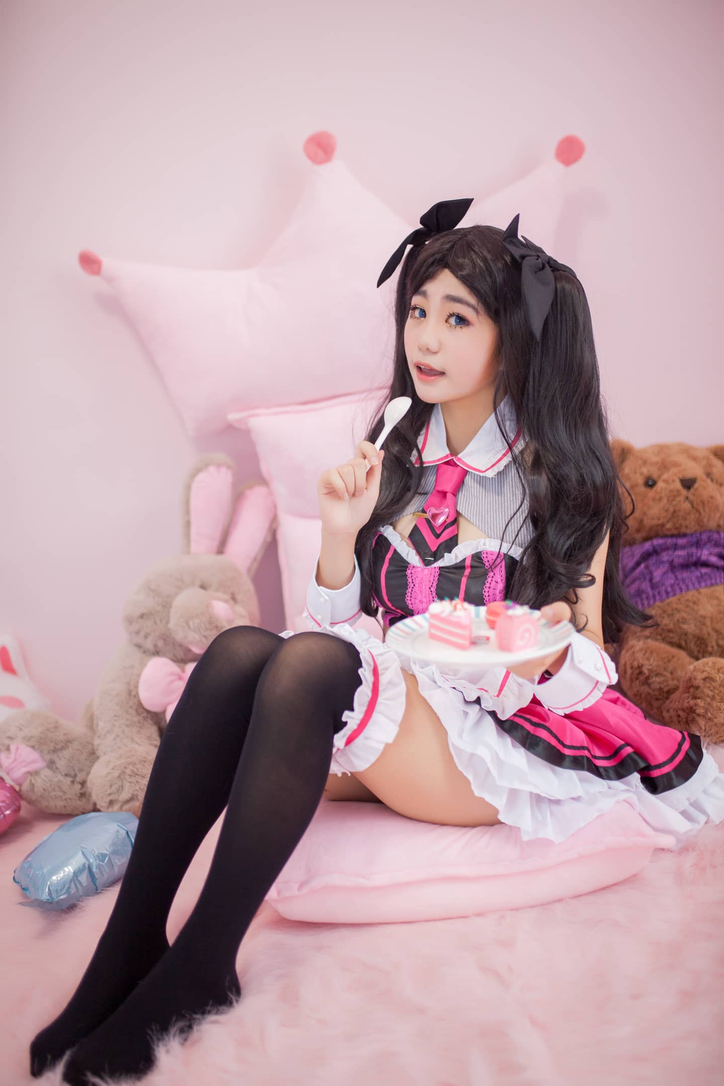 远坂凛情人节女仆cosplay-萌图百科