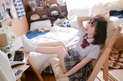 私影，日常制服图-萌图百科