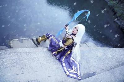寒冰射手 —艾希cosplay “一个部族,一个民族,一个弗雷尔卓德.”-萌图百科