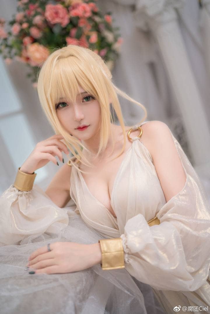 推荐优质coser-萌图百科
