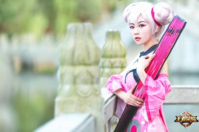 王者荣耀小乔cosplay 小乔要努力变强！-萌图百科