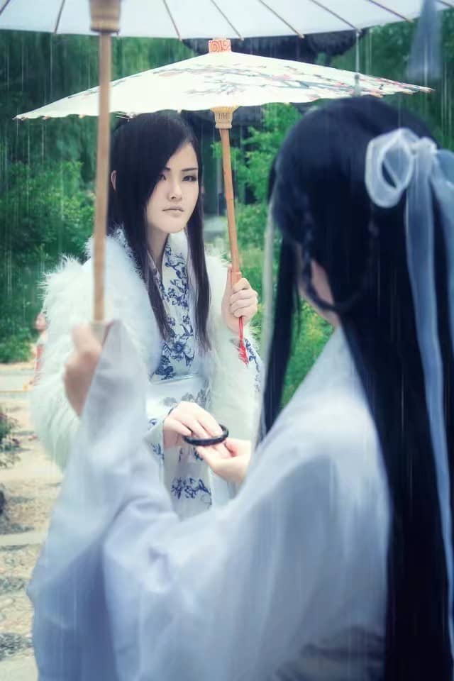 华胥引柸中雪Cosplay-萌图百科