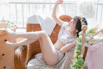 少女私房写真，美好的时刻-萌图百科