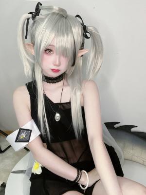 《明日方舟》特米米夏活泳装cosplay-萌图百科