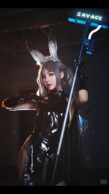 明日方舟 暴行精二cosplay-萌图百科