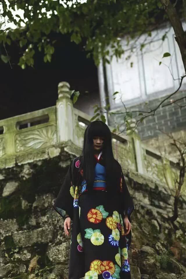 地狱少女阎魔爱cosplay-萌图百科