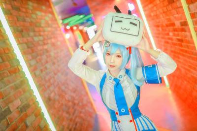 一起来庆祝哔哩哔哩11周年吧！ 33娘cosplay-萌图百科