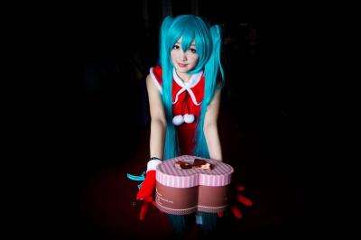 VOCALOID初音cosplay-萌图百科