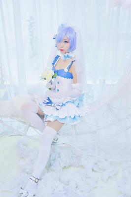 蕾姆婚纱cosplay-萌图百科