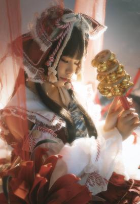 《东方Project》博丽灵梦cosplay-萌图百科