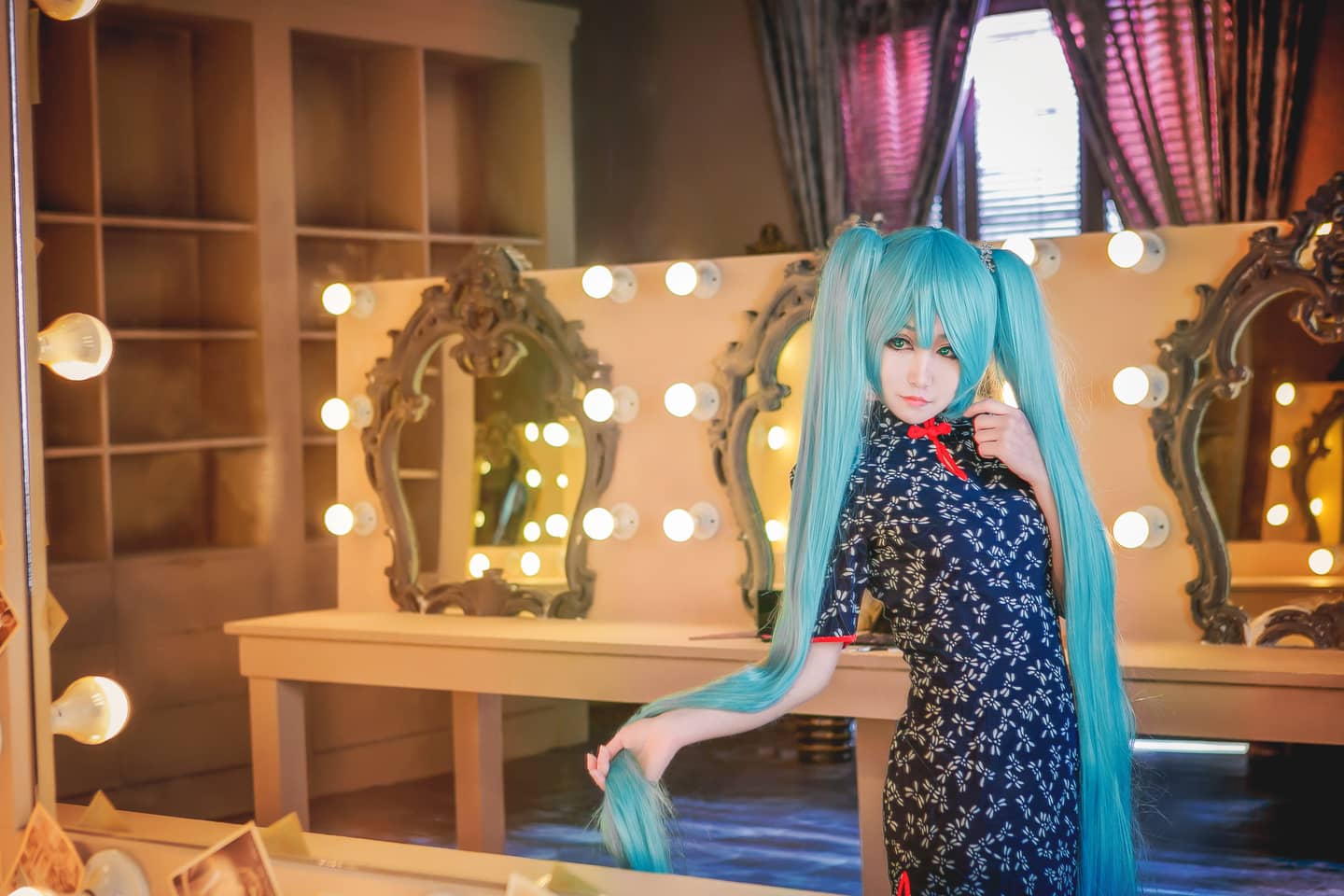 V家初音Cosplay-萌图百科