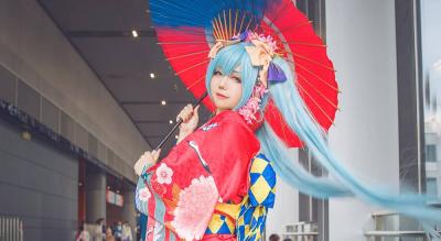 抱回家！萌萌哒Miku花色衣Cosplay-萌图百科