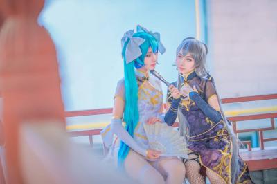 金丝雀洛天依&miku  cosplay-萌图百科