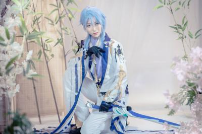 《原神》神里绫人cosplay-萌图百科