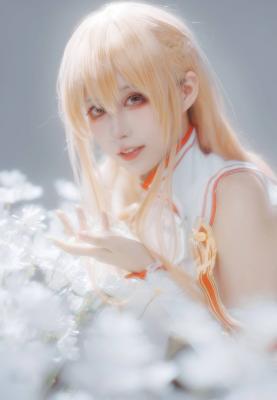 《刀剑神域》亚丝娜cosplay-萌图百科