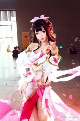 Cosplay-萌图百科
