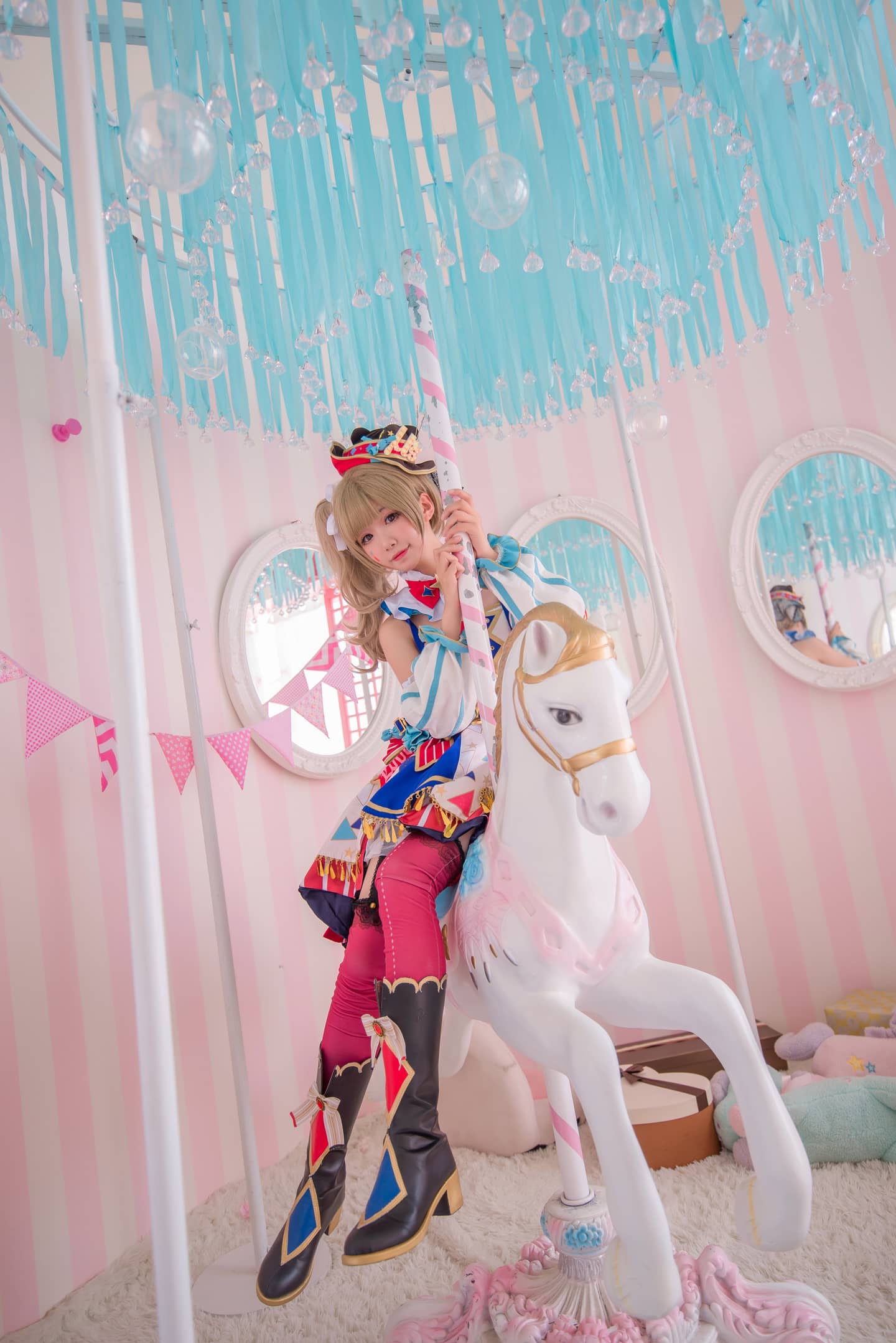 Love Live南小鸟 cosplay-萌图百科