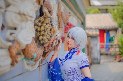 言和青花瓷旗袍cosplay-萌图百科